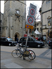 Oxford signage crap