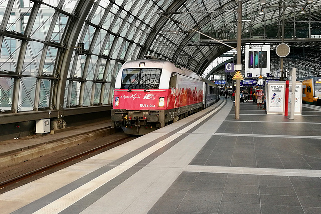 Train to Prague 2019 – PKP Engine EU44004 at Berlin HBF