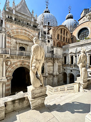 Venice 2022 – Palazzo Ducale – Neptune and Mars