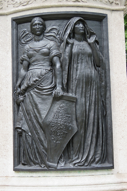 general gordon statue , victoria embankment, london (5)