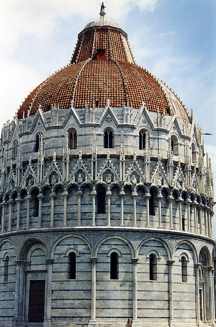 Baptisterium (Pisa) 2001