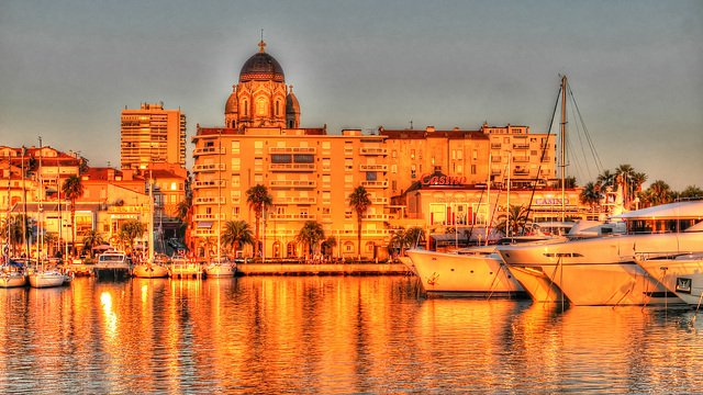 SAINT-RAPHAEL:Couché du soleil sur le vieux port 01