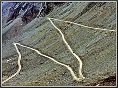 La strada che sale al colle Sommeiller da 2500 a 3000 mt.