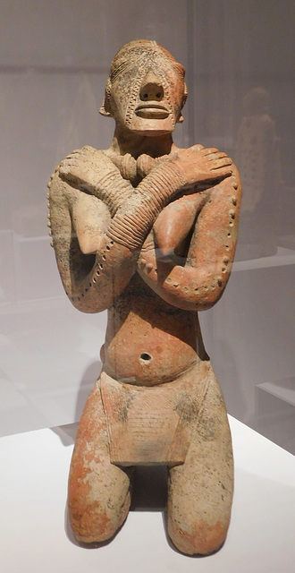 Kneeling Female with Crossed Arms from Mali in the Metropolitan Museum of Art, February 2020