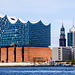 Hamburg, Skyline - Elbphilharmonie und Michel