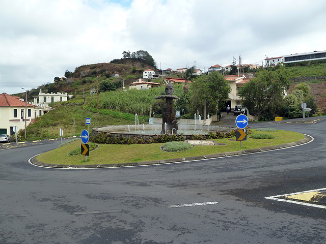 Erinnert irgenwie an die Osterinseln. In Porto da Cruz auf Madeira.
