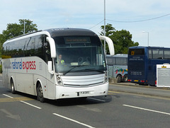 National Express SH165 at Gatwick - 24 June 2015