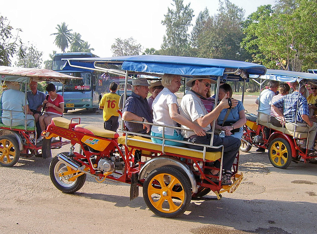 Sukhothai Historical Park- Tourist Transport