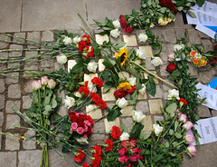 Im Juni 2012 wurden für die 20 NS-Opfer Stolpersteine durch Gunter Demnig verlegt (see PiPs)
