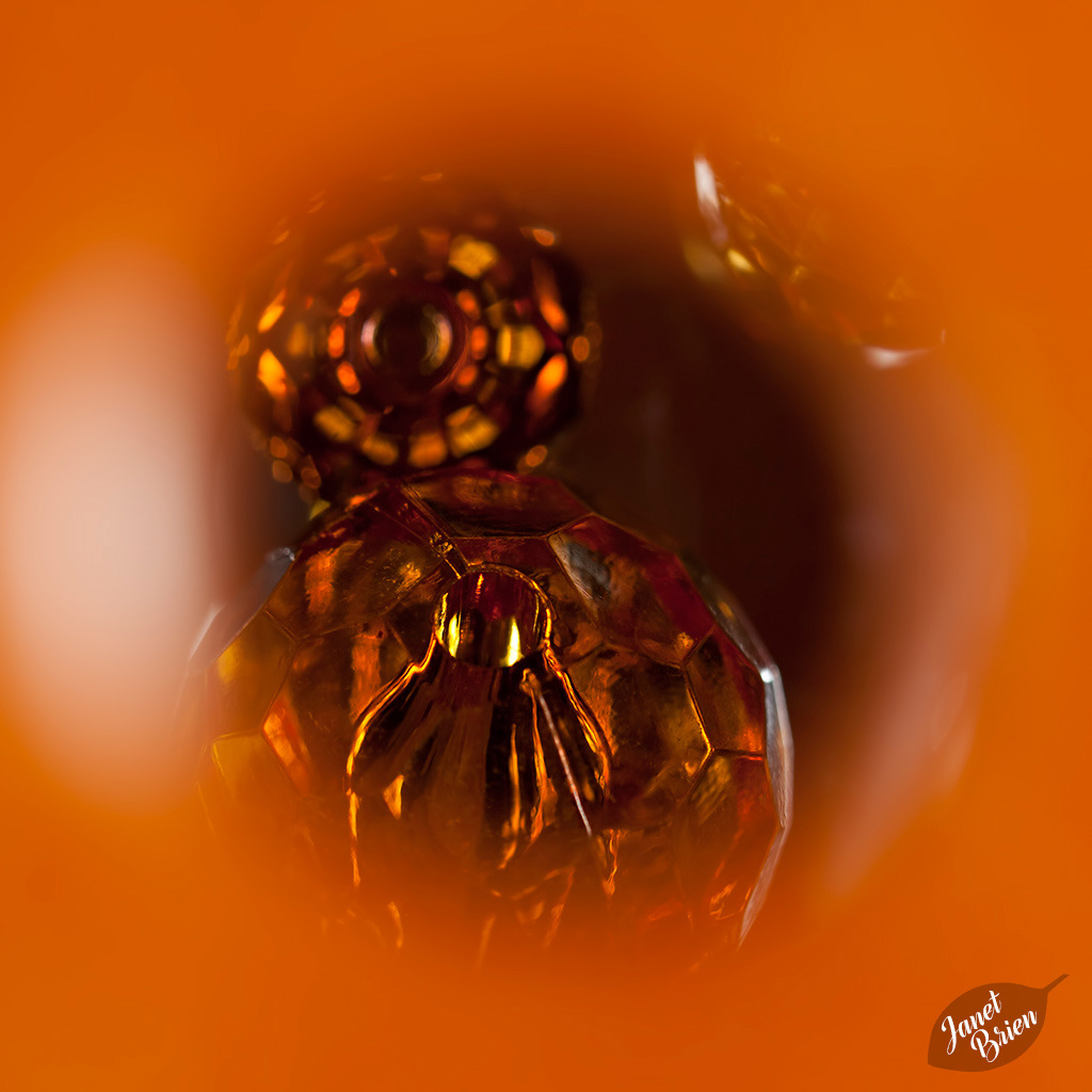286/366: Peering Through an Orange Bead (+2 in notes)