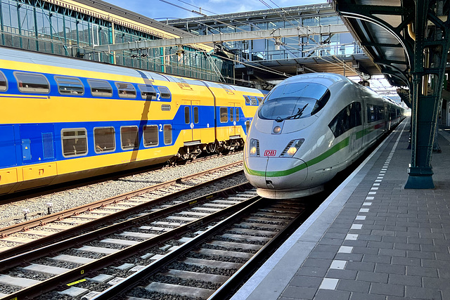 ICE train at ’s-Hertogenbosch