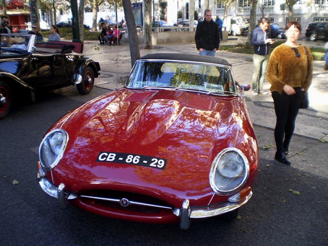 Jaguar E (1965).