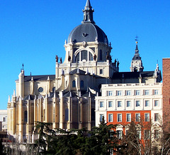 ES - Madrid - Almúdena Kathedrale
