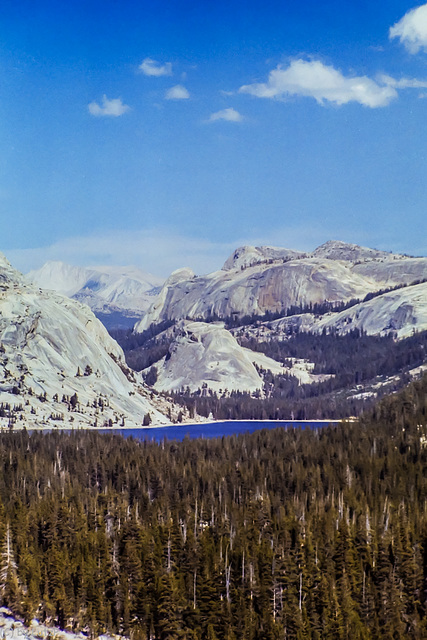 Tenaya Lake from Olmsted Point (045°)