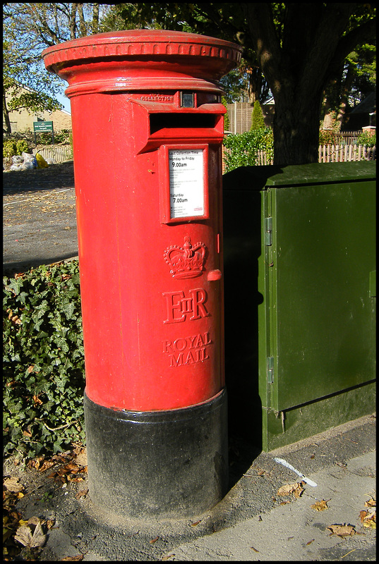 bladon pillar box