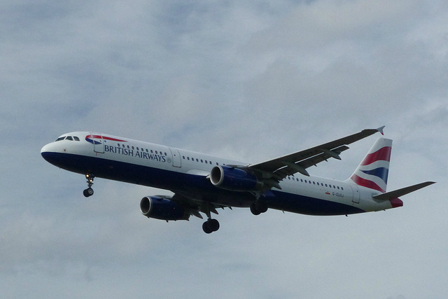 G-EUXJ approaching Heathrow - 6 June 2015