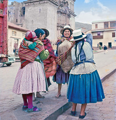 A helping smile - Cuzco