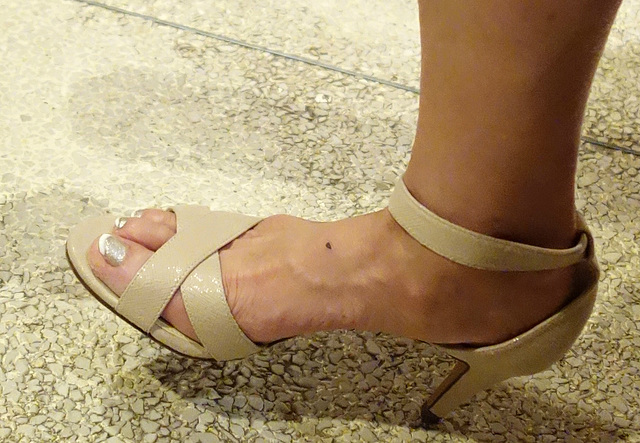 kellie heels (F)