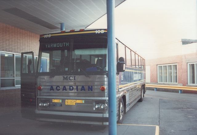 Acadian Lines 105 at Halifax, Nova Scotia - 7 Sep 1992 (Ref 173-22)