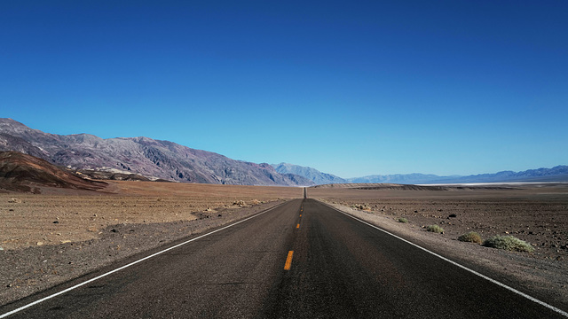 Death Valley, Endless road...