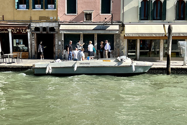 Venice 2022 – Postal boat