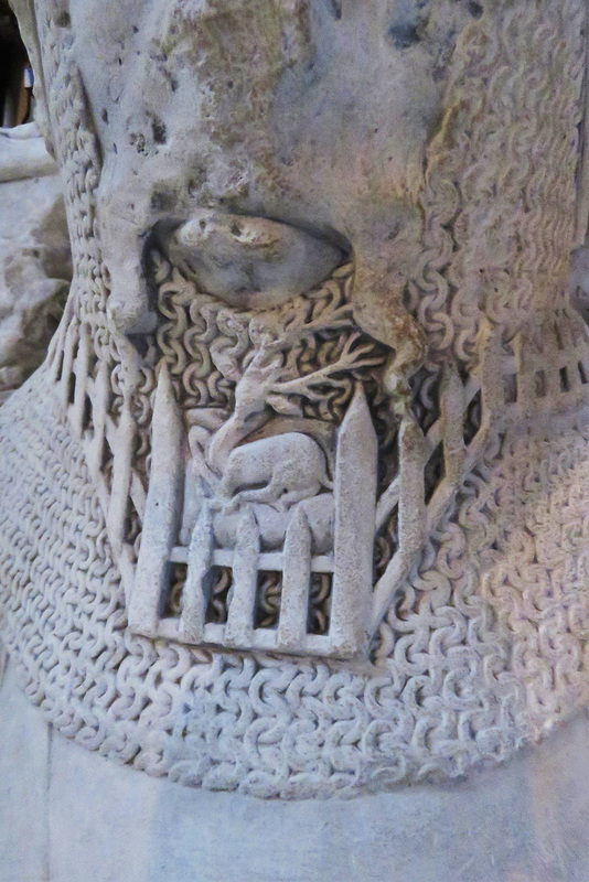 ripon cathedral,sir thomas markenfield, late c14 tomb, livery collar with park railings and stag