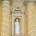 Antigua de Guatemala, Escultura a la Derecha de la Puerta Santa de la Iglesia de La Merced