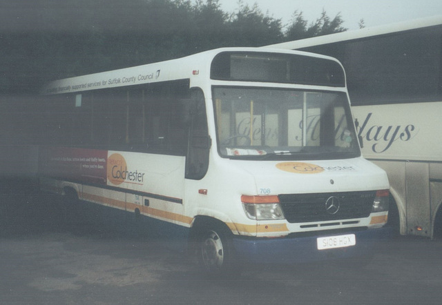 Burtons Coaches S108 HGX at Haverhill - 23 Dec 2006 (566-2A)