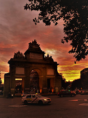 Sunset, Puerta de Toledo, Madrid