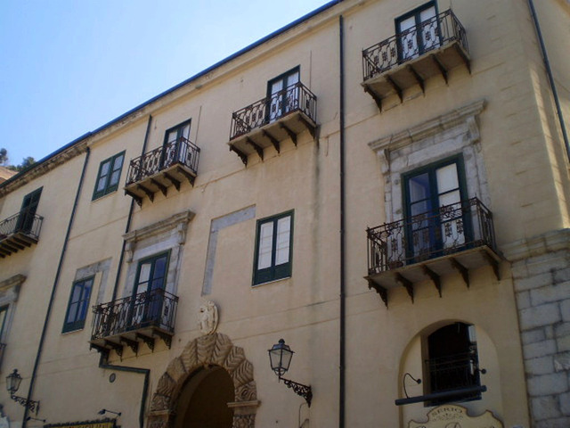 Piraino Palace (16th century).