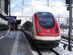 SBB ICN InterCity-Neigezug im Bahnhof Solothurn