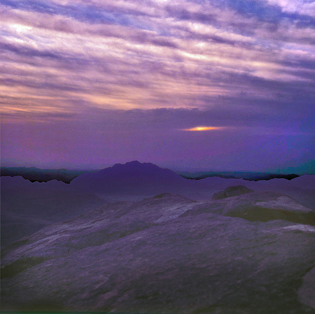 It is getting lighter . Mount Sinai 15 May 1981