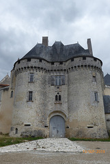 le chateau de BARBEZIEUX-SAINTE-HILAIRE