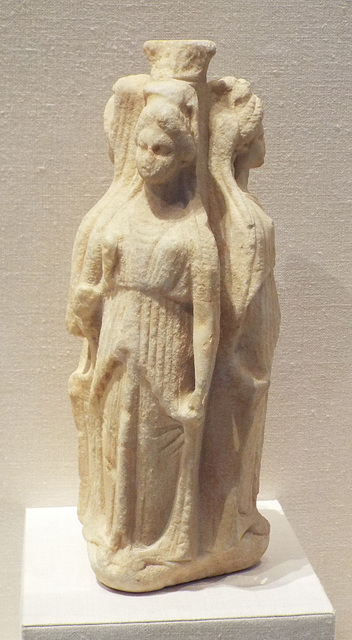 Marble Statuette of Hekate in the Metropolitan Museum of Art, April 2017