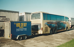 Cooper’s Tourmaster R971 CUG at Grantham Service Area (A1) – 5 Feb 2002 (478-23)