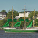 Beim Hafengeburtstag: >Alexander von Humboldt II< -Bark-Baujahr 2011