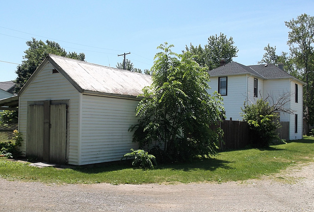 La maison et son garage