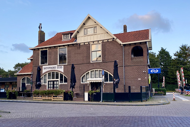 Station Santpoort Zuid