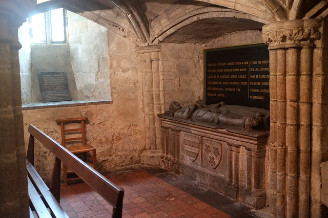 Crypte de la Collégiale St-Aubin de Guérande
