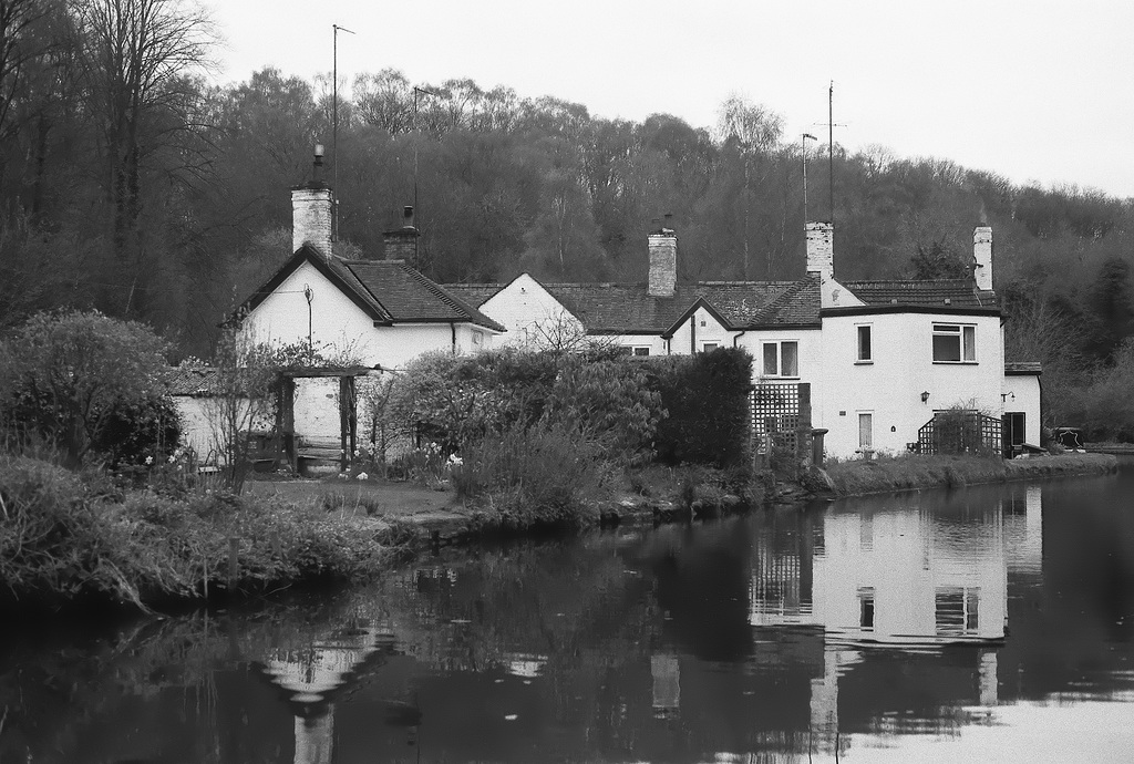 Canalside house on the Staffordshire and Worcestershire Canal