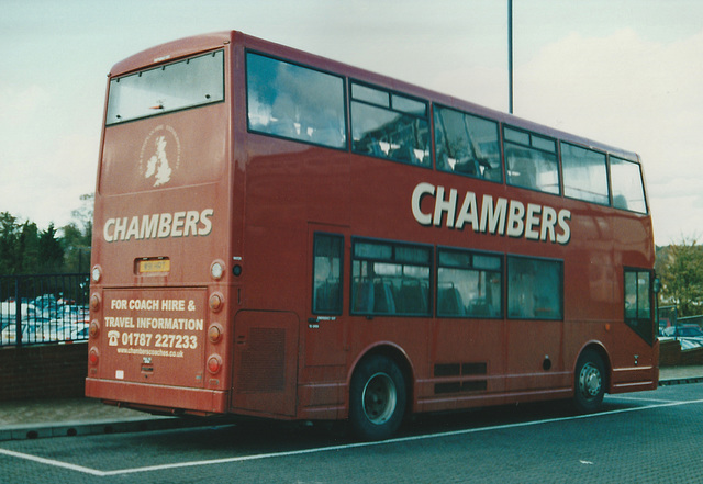 H C Chambers W91 HRT at Bury St. Edmunds - 2 Nov 2000 (452-04)