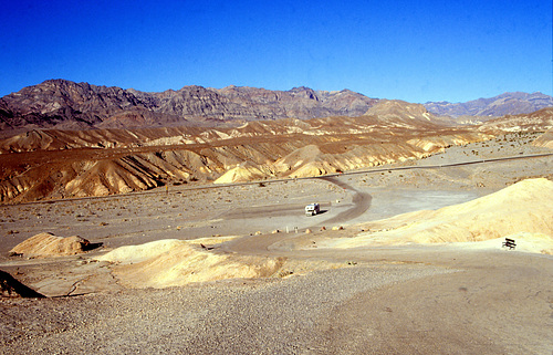 Allein am Zabriskie Point im Death Valley (für Jorinde)