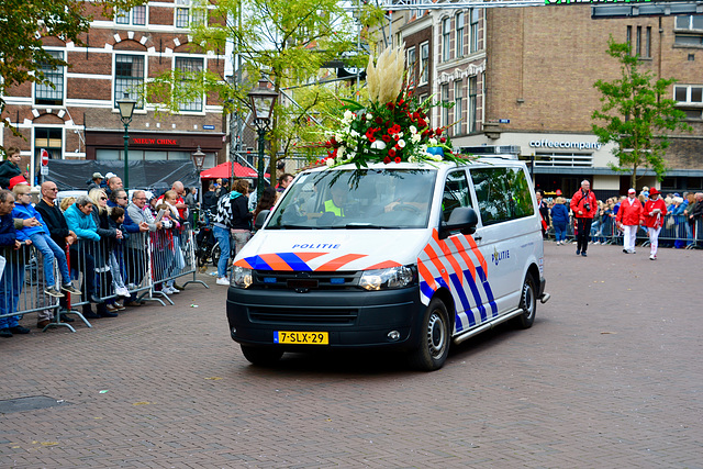 Leidens Ontzet 2017 – Parade – Police van
