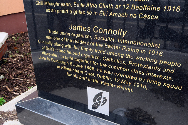 IMG 5168-001-James Connolly (statue base)