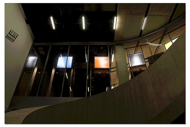 Stairs - almost original - Tate Modern - 12.4.2018