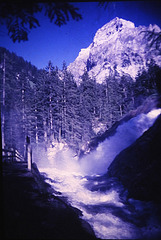 Wildstrúbel  water (Barbera brúcke) Simmen Falls