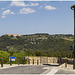 En face, le Castellet-Village - Gegenüber, das Castellet-Dorf - Opposite, the Castellet-Village