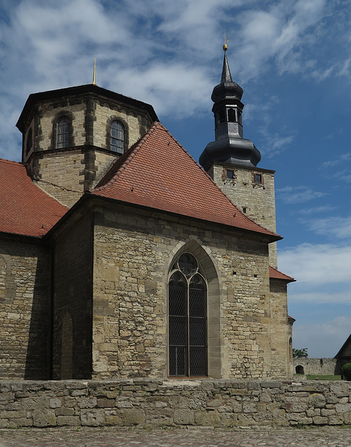 Burgkapelle der Festung Querenburg und Pariser Turm