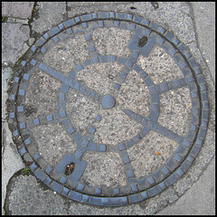 Mitchell manhole cover