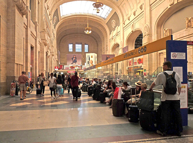 Gap Milano Porta Nuova 2011 -Central Station Milan